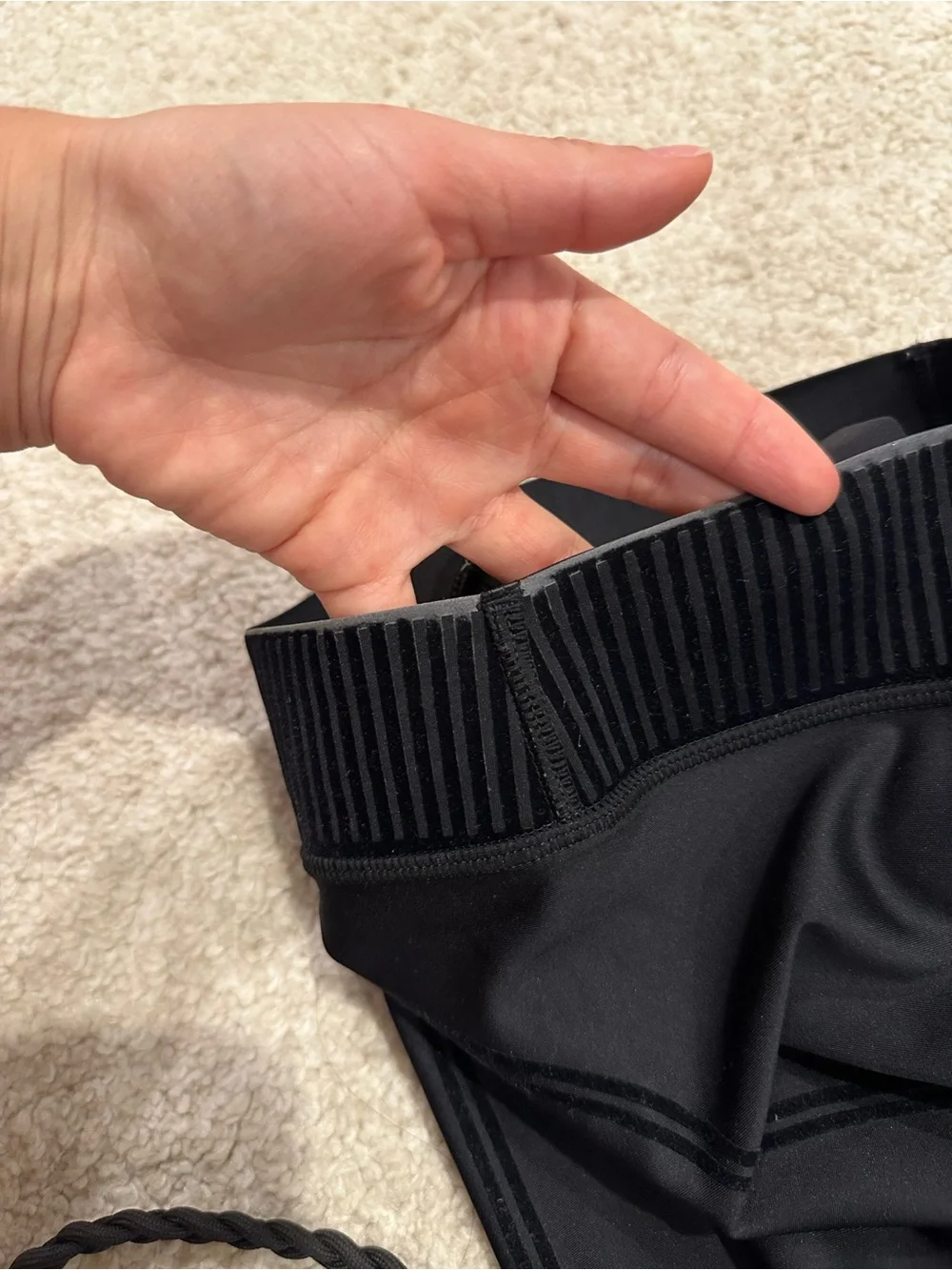 ALO Yoga Black Seam-Detail Leggings